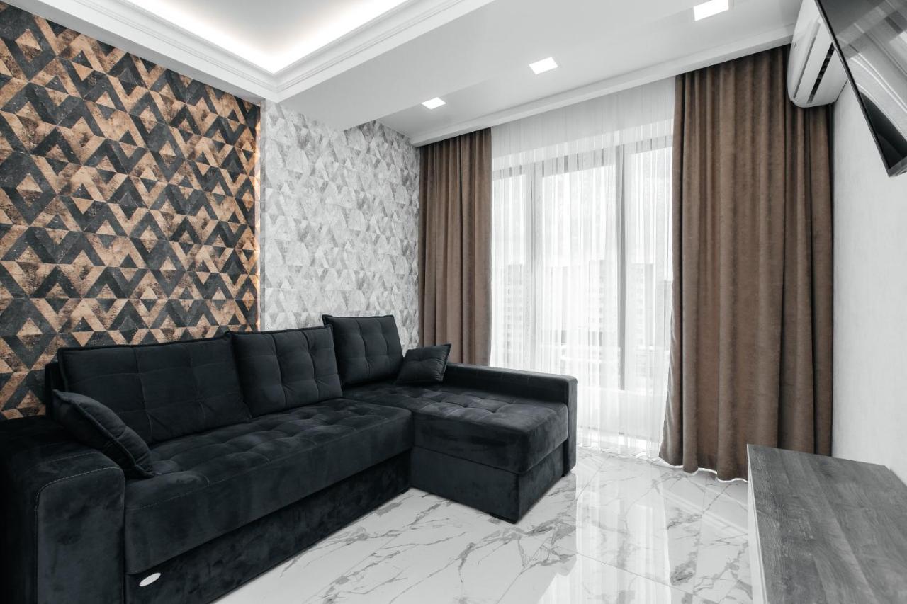 Luxury Apartment Chişinau Exteriör bild