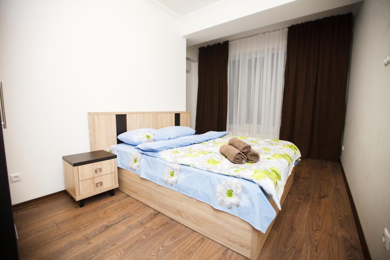 Luxury Apartment Chişinau Exteriör bild