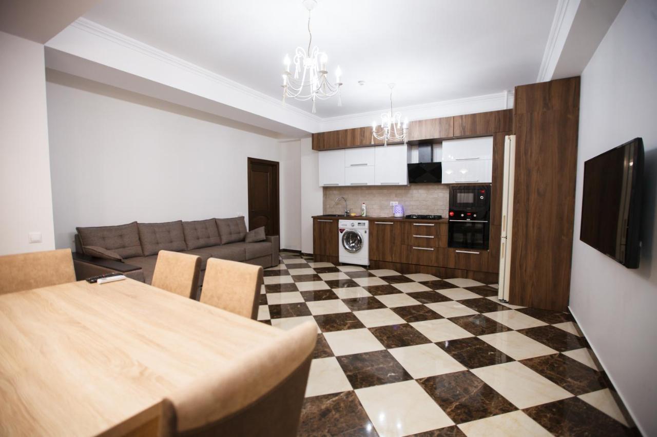 Luxury Apartment Chişinau Exteriör bild